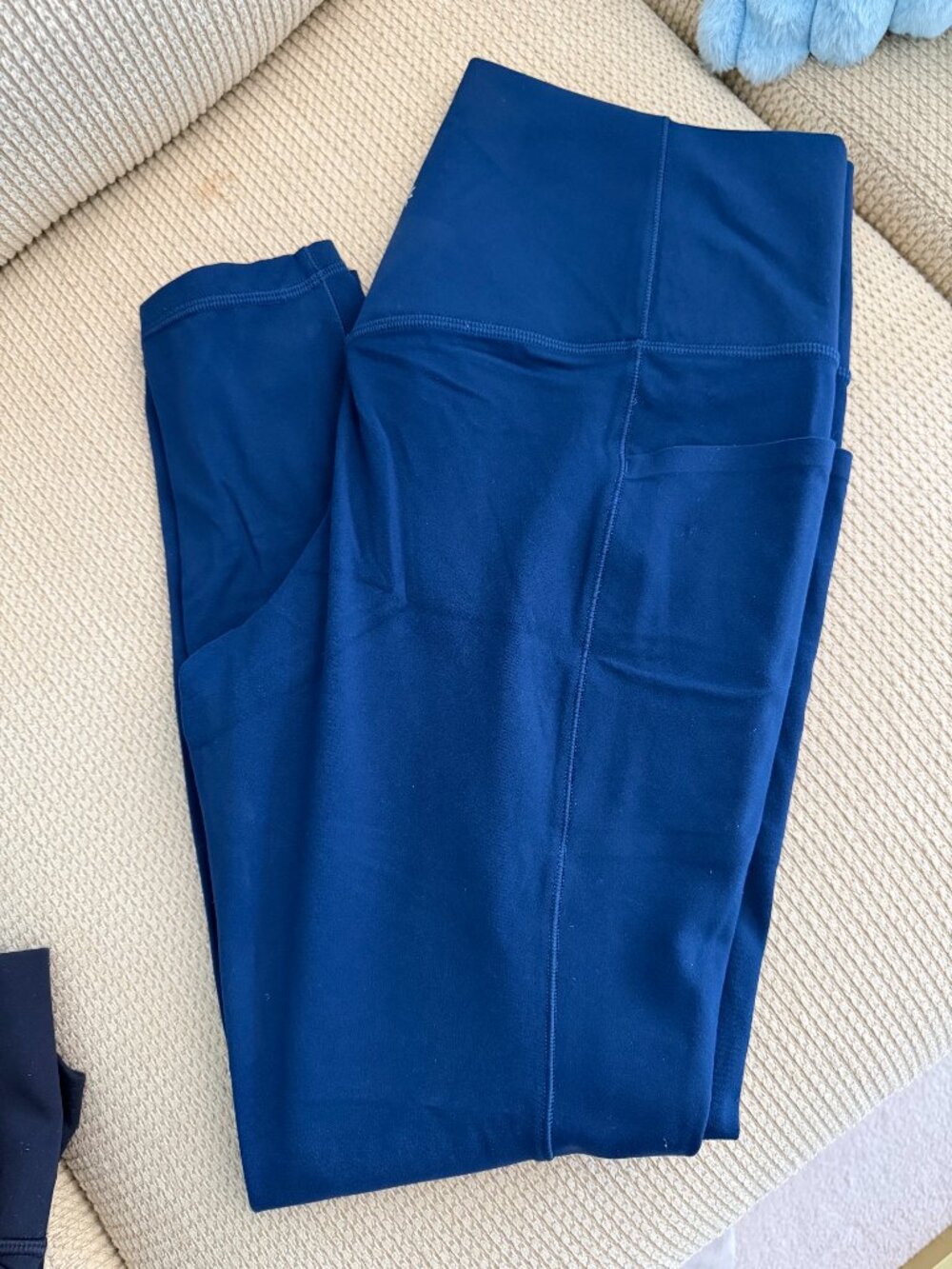 Athleta Salutation Stash Pocket II Tight Athletic Leggings Pants - Blue